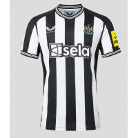 Maglie da calcio Newcastle United Alexander Isak #14 Prima Maglia 2023-24 Manica Corta
